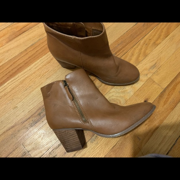 dsw brown booties